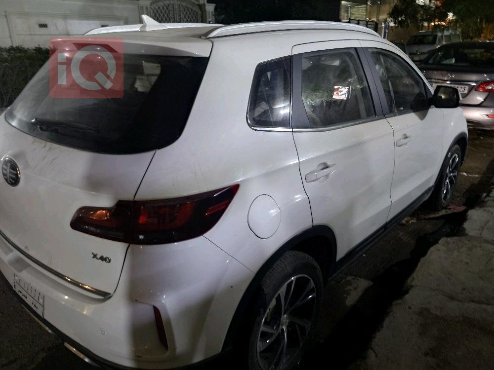 فاو بيستورن X40